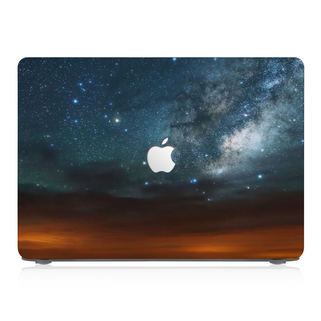 This lightweight, slim hardshell with Starry Night design is easy to install and fits closely to protect against scratches